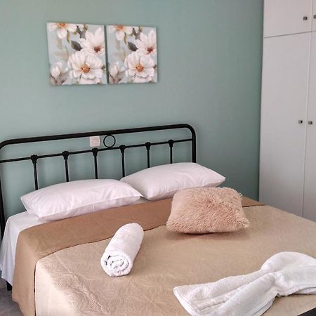 Port View Apartment Zakynthos Town Luaran gambar