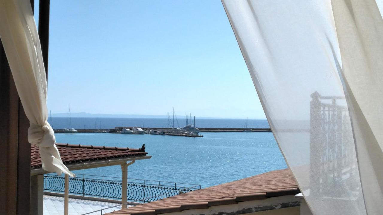 Port View Apartment Zakynthos Town Luaran gambar
