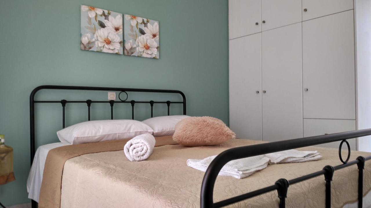 Port View Apartment Zakynthos Town Luaran gambar